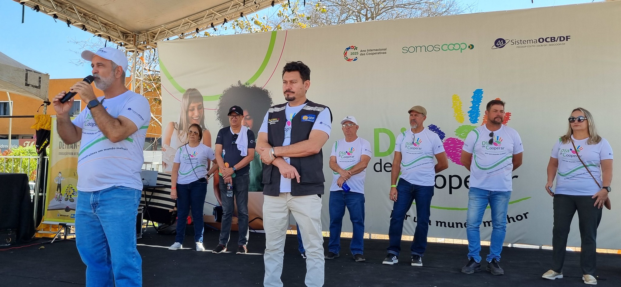 Dia C do Cooperativismo mobiliza cooperativas e comunidades no Distrito Federal com ações de impacto social